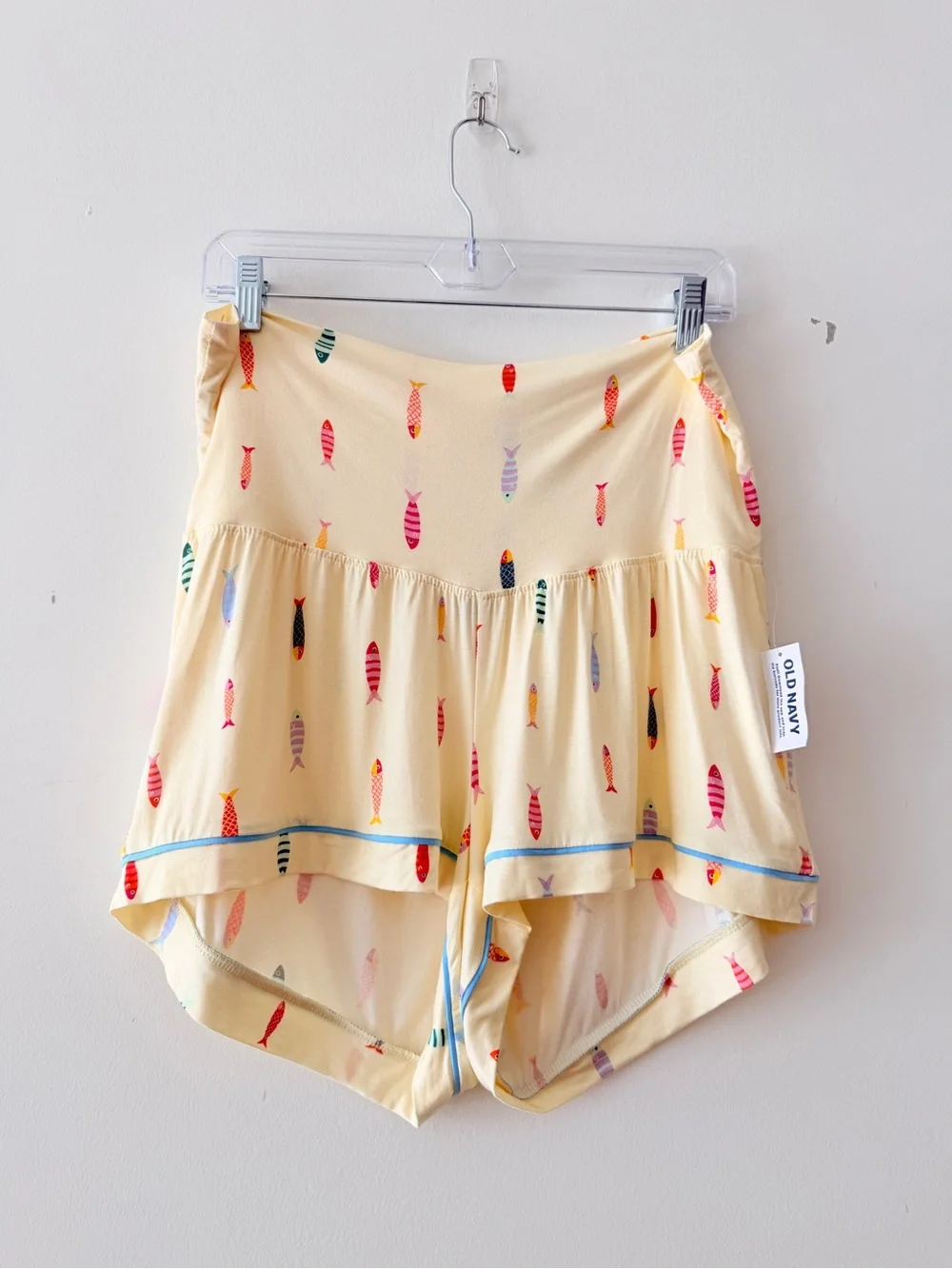 Old Navy Maternity Pajama Set NWT Butter Yellow Fish Print Button Top Shorts M